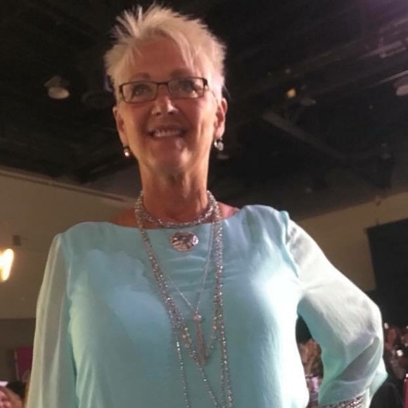 Womens Jewelry and Accessories Boutique - Picture 8 of 16